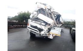 2003 HINO 25-307 F/C C/C